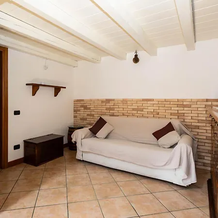 Apartamento Luminosa Mansarda Nel Cuore Di