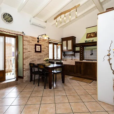 Apartamento Luminosa Mansarda Nel Cuore Di *